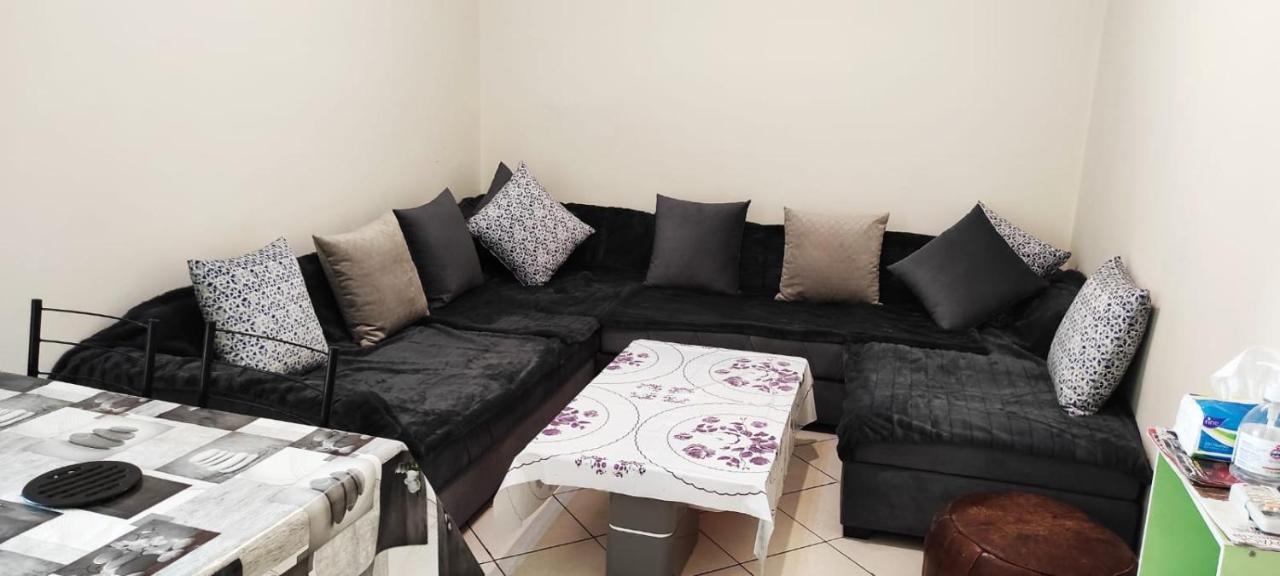 Bright Air Conditioned Apartment Near City Center マラケシュ エクステリア 写真