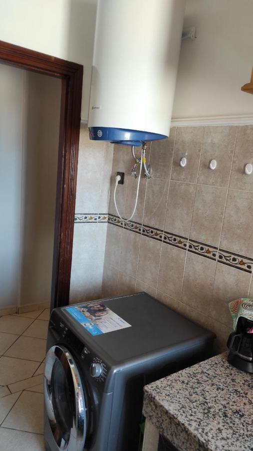 Bright Air Conditioned Apartment Near City Center マラケシュ エクステリア 写真