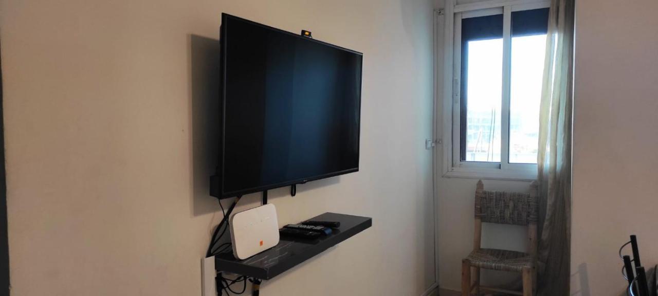 Bright Air Conditioned Apartment Near City Center マラケシュ エクステリア 写真
